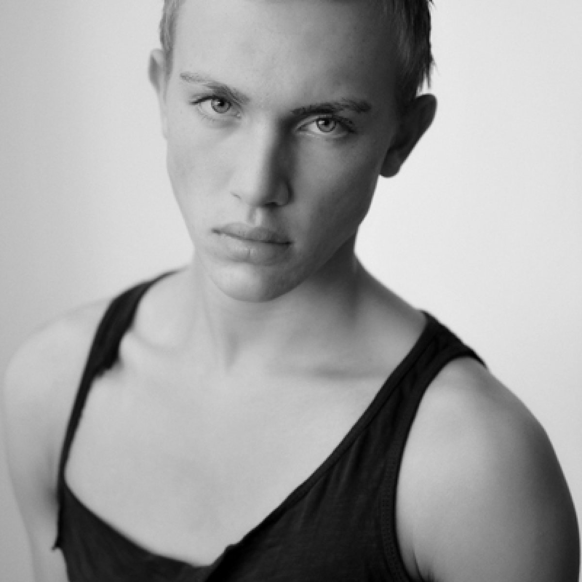 003 - DSC_0073-72-bw